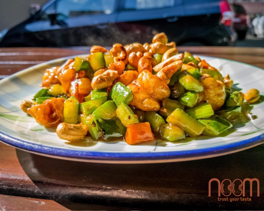 Món Ngon Với Hạt Điều Tươi Hoang Dã 5 mon ngon voi hat dieu tuoi hoang da 233722 4
