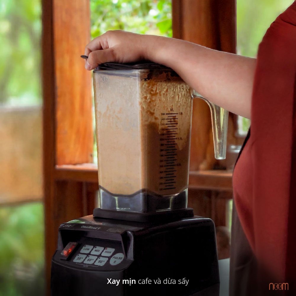3 Bước Tự Pha Cafe Dừa – 3 Phút Để Hiệu Suất X3 3 Mịn thật mịn, hỗn hợp cafe dừa thơm ngất ngây, dậy mùi nơi cánh mũi.